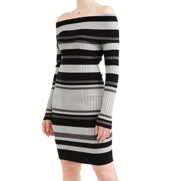 No Boundaries Juniors' Off the Shoulder Dress - Picture 2 of 5